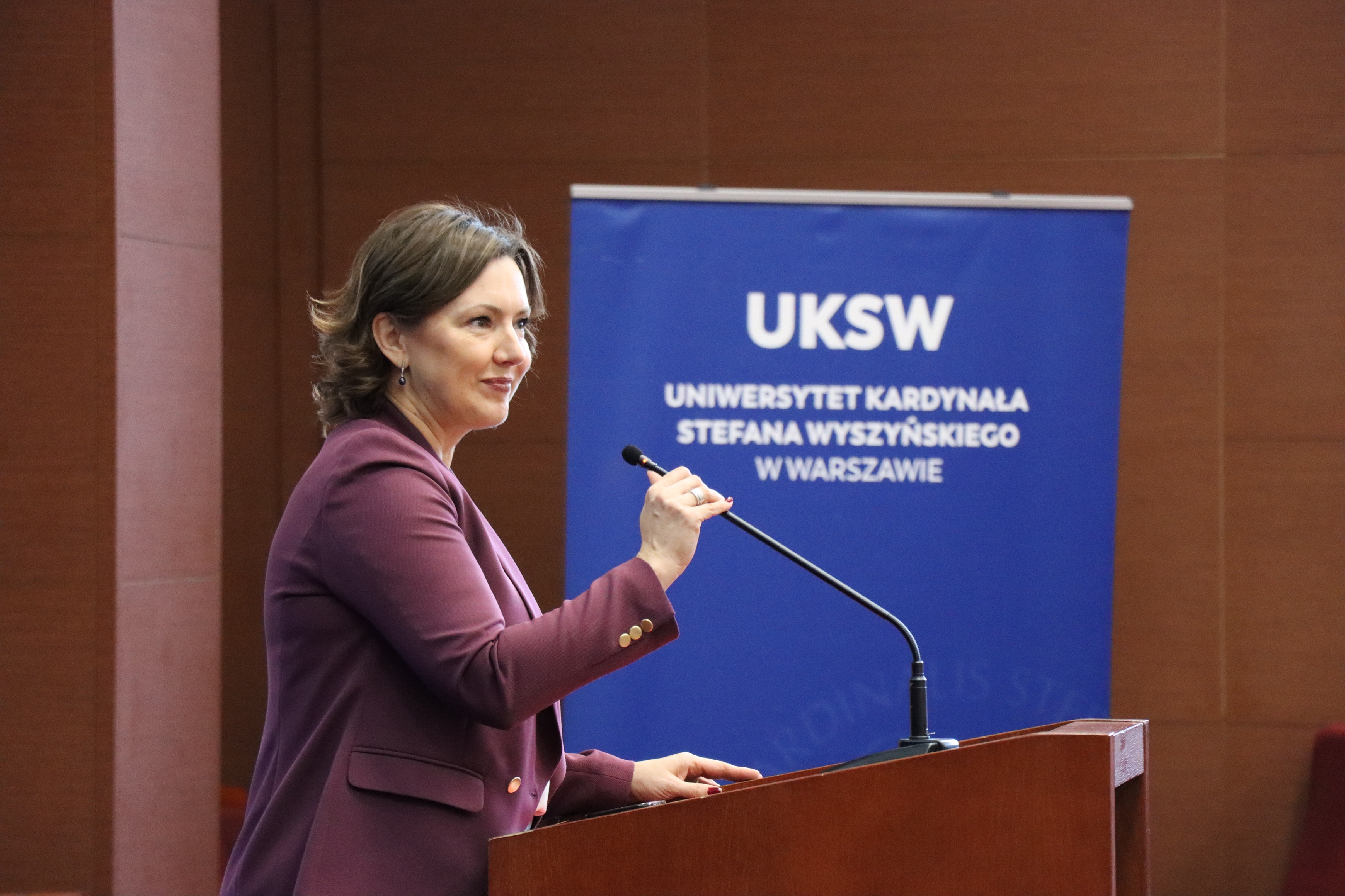 Konferencja pod tytułem Od AI do kwantów. Przełomowe technologie a system ochrony własności intelektualnej zorganizowana przez Urząd Patentowy RP i Uniwersytet Kardynała Stefana Wyszyńskiego w Warszawie