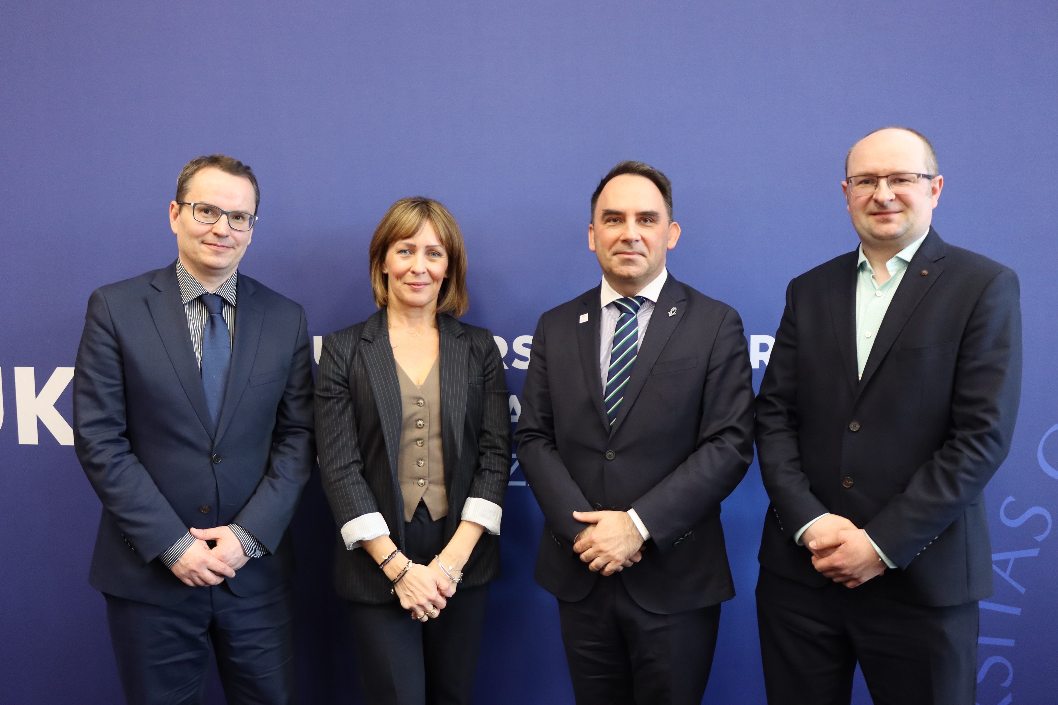 Konferencja pod tytułem Od AI do kwantów. Przełomowe technologie a system ochrony własności intelektualnej zorganizowana przez Urząd Patentowy RP i Uniwersytet Kardynała Stefana Wyszyńskiego w Warszawie