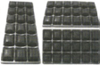 Trzy zdjęcia tej samej czarnej prostokątnej tacki z wytłoczonymi kształtami prostokątów w układzie trzy na sześć na białym tle